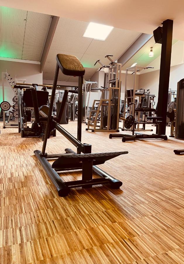 Maifeld Sport- Und Tagungshotel แวร์ล ภายนอก รูปภาพ