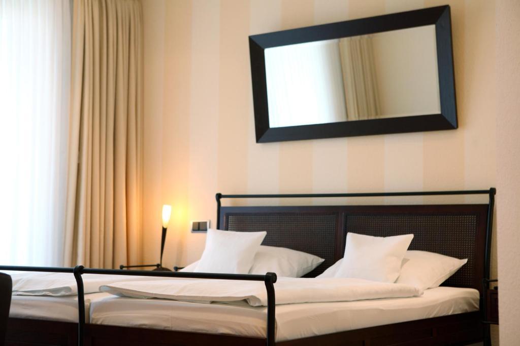 Maifeld Sport- Und Tagungshotel แวร์ล ห้อง รูปภาพ
