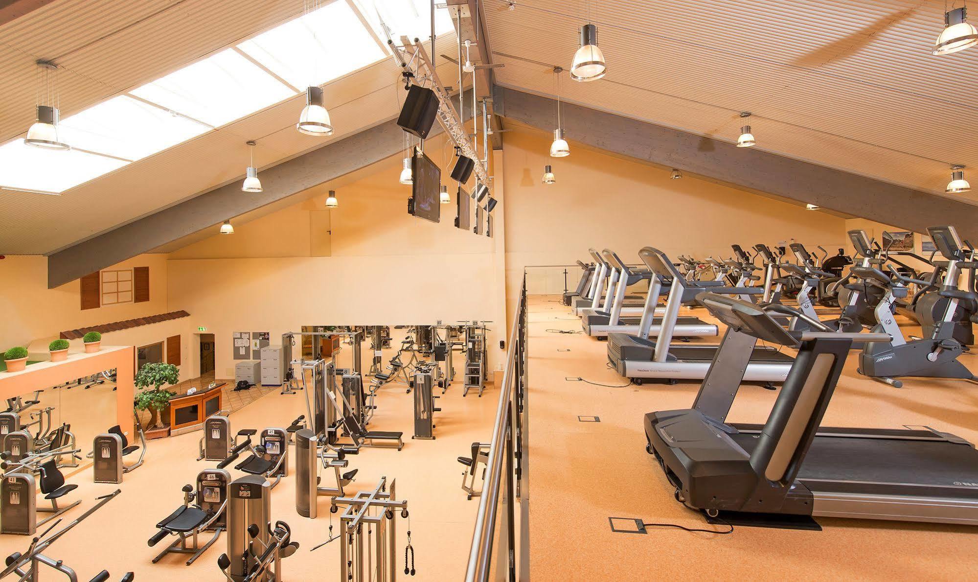 Maifeld Sport- Und Tagungshotel แวร์ล ภายนอก รูปภาพ