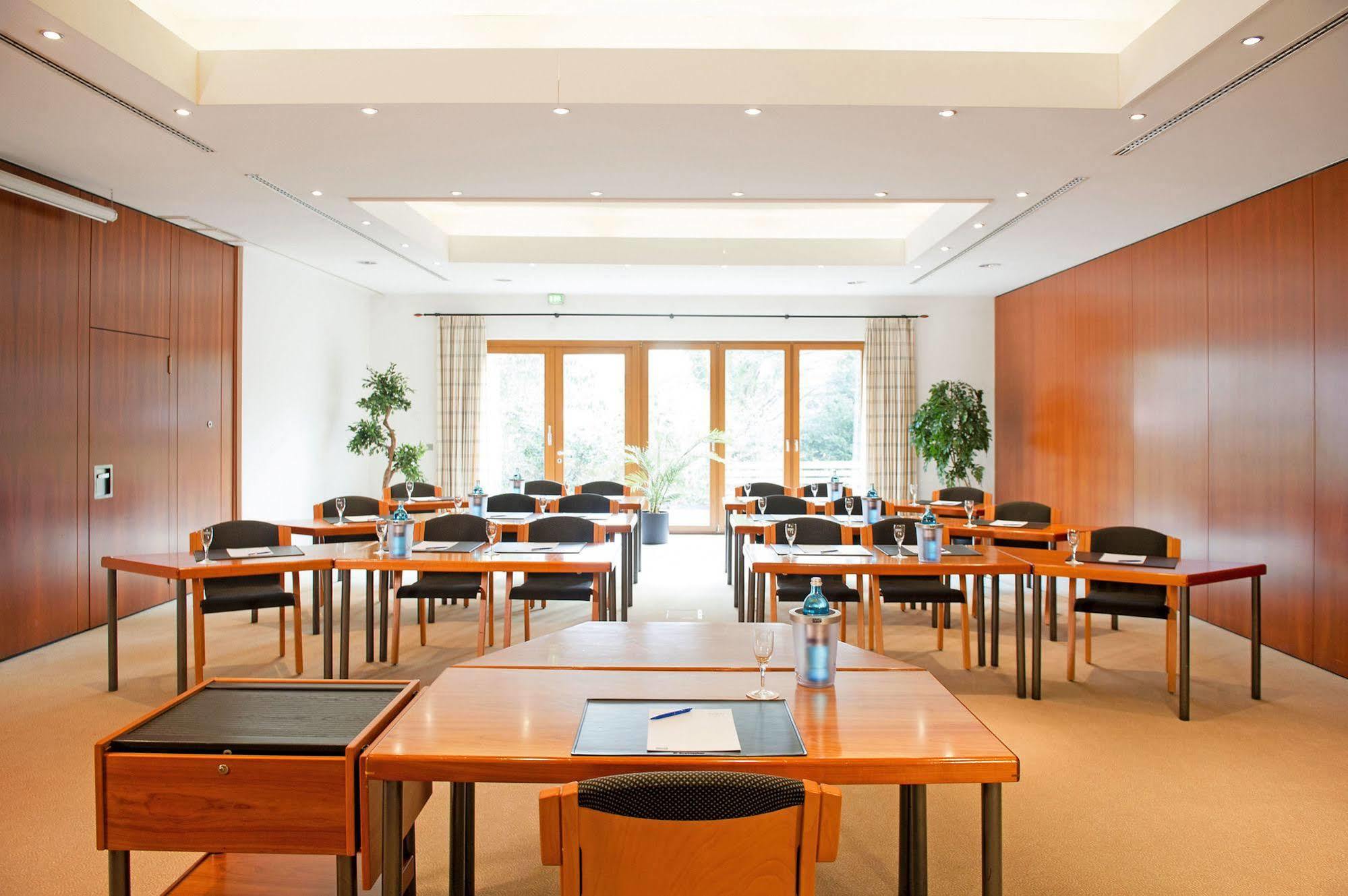 Maifeld Sport- Und Tagungshotel แวร์ล ภายนอก รูปภาพ